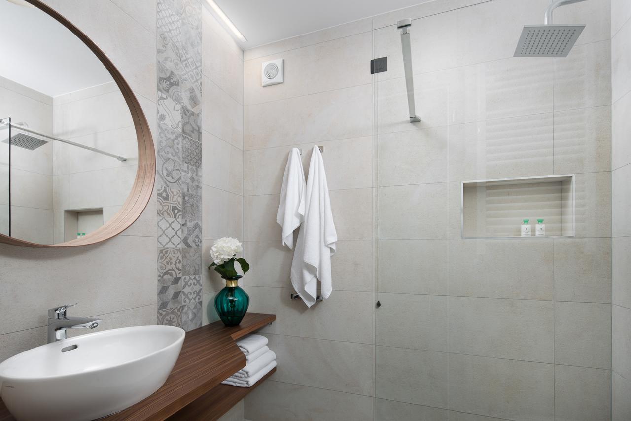 Hotel Delfin Rovinj Exterior foto